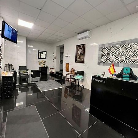 Hostal Milan Alicante Bagian luar foto Reception area of the Embassy of Spain in Tirana