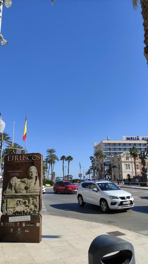 Hostal Milan Alicante Bagian luar foto Avenida de España